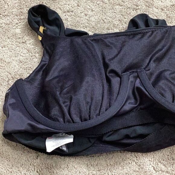 New. Miraclesuit black tankini top. 8 Retail $124 - Picture 6 of 7